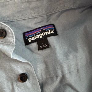 Patagonia Men's Light Blue Button Up